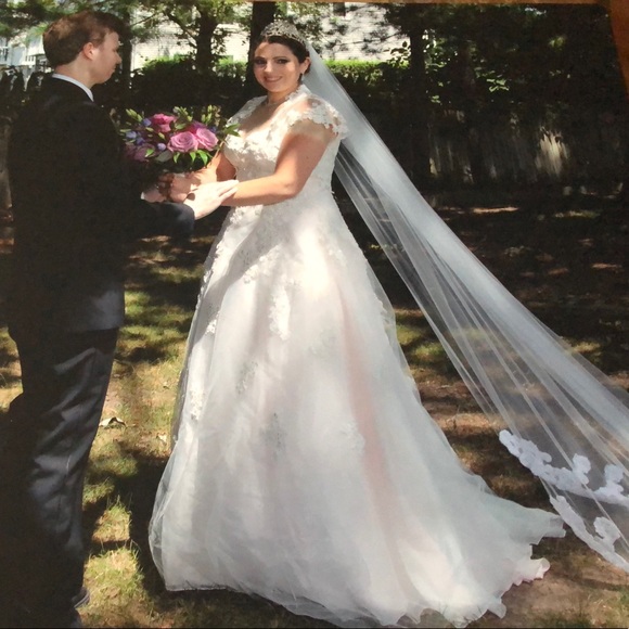 Meet your Posher, Kim - Picture 3 of 3